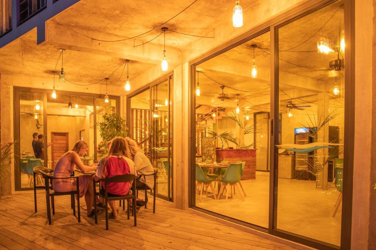 Club Gabbiano Hotel Rasdhoo Exterior photo